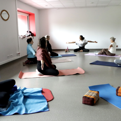 Yoga toutes nos couleurs