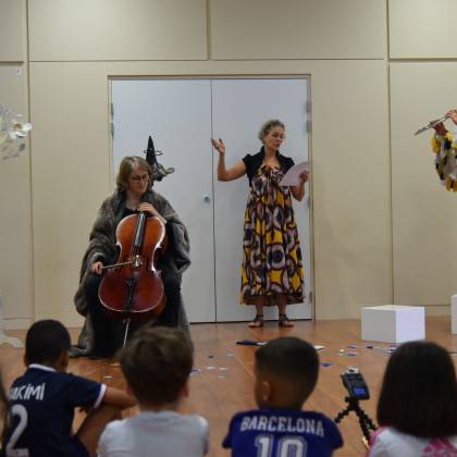 Spectacle le loup et la mésange à l'école Yves Le Guern