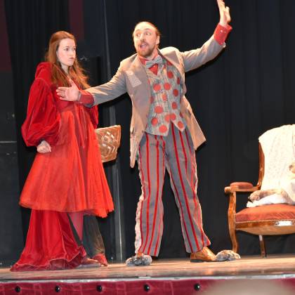 Le loup et le Petit Chaperon rouge - 2 avril 2025