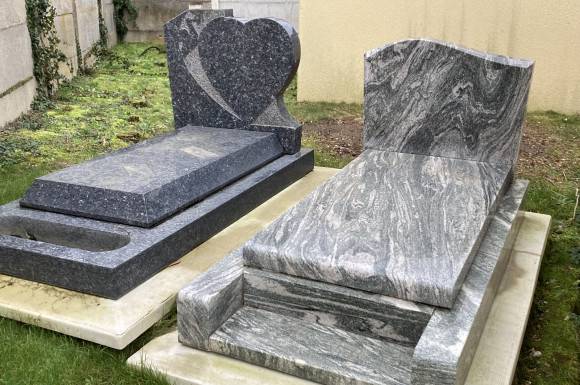 Monuments funéraires